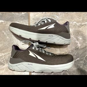 Altar Women’s Torin 4.5 Plush - Gray